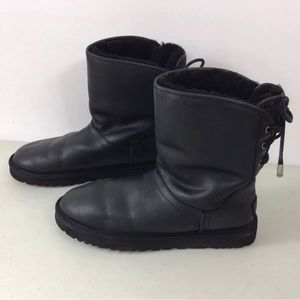 Ugg leather classic boots size 9